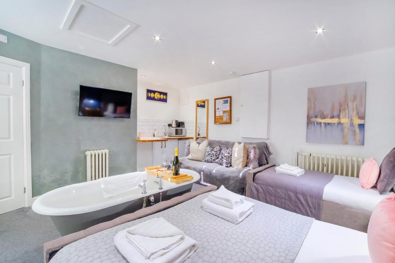 The Stables Luxury House With Hot Tub Διαμέρισμα Γιορκ Εξωτερικό φωτογραφία